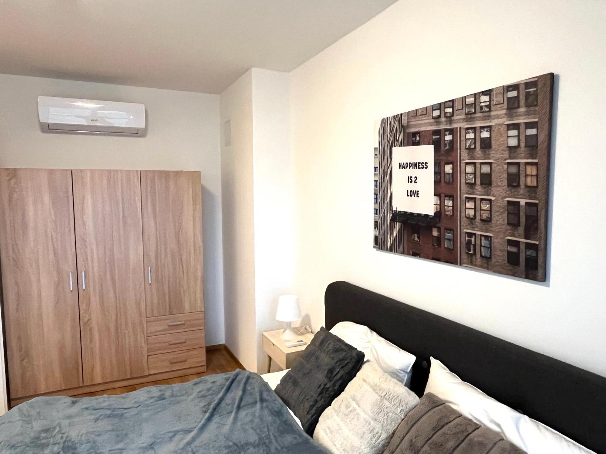 וינה Free Parking / Brandnew With Air Condition And Balcony מראה חיצוני תמונה
